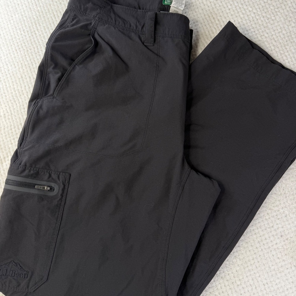 LL Bean Vista Trekking Pants Black Nylon Spandex Cargo Hiking 33W x 32L 280941